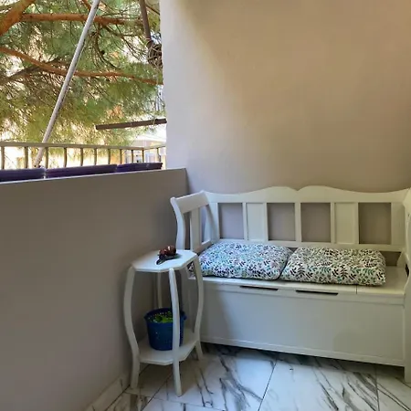 Emiljano's House Apartamento *